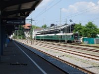 20130715-B009  2 4yg Wagen sowie Fahrgestelle von unbekanten Wagen die samt des alten Schuppen zu einem Bistro hergerichtet wurden am Bahnhof Konstanz.