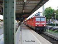 20130715-B025  143 316-8 die mit 143 308-5 der DB im Sandwitch 2 3-Wagen verb�nde als RB von Neustadt (Schwarzw.) gekommen ist...