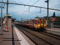 09082013-B58  ... die 2 Ersten zogen den Ganzen Zug, da der 3. und 4. in Panne waren und so nach Li�ge �berf�hrt wurden