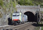 oberwesel-23042021-B003  Güterzug gezogen von 486 503 der BLS-Cargo am Bettrunnel